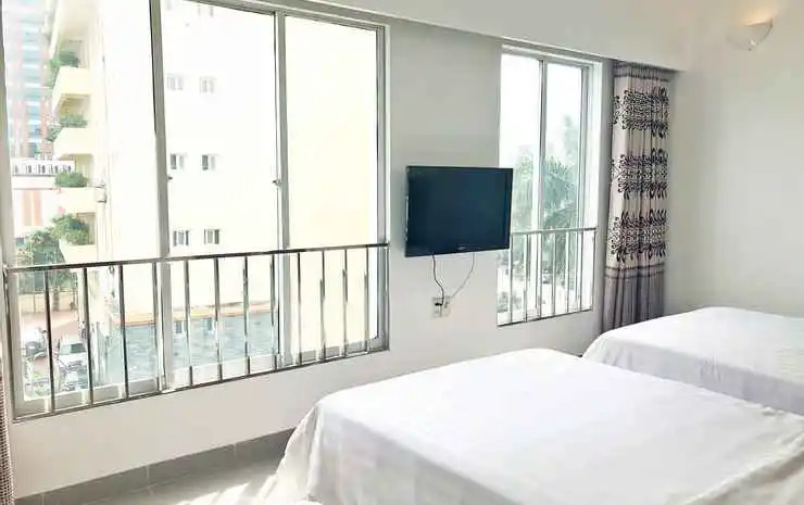 White Palace 2