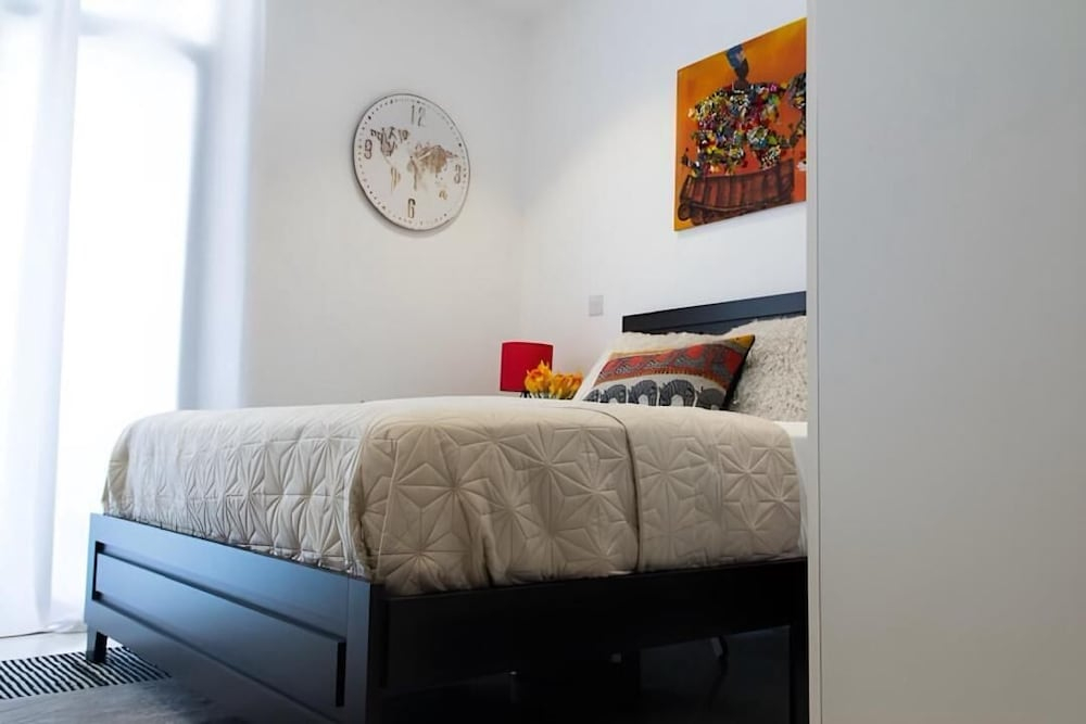 Valyron Homes