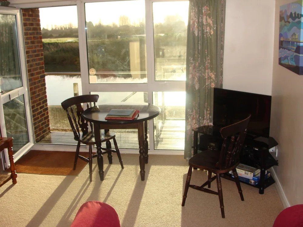 16 The Boathouse, RYE