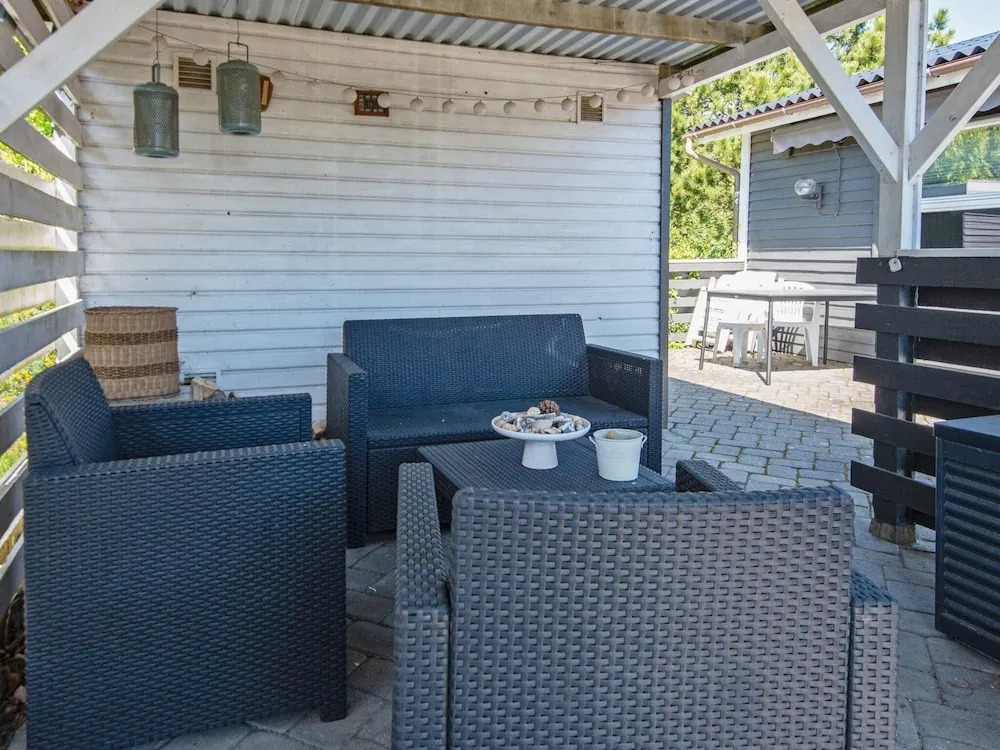6 person holiday home in Hemmet