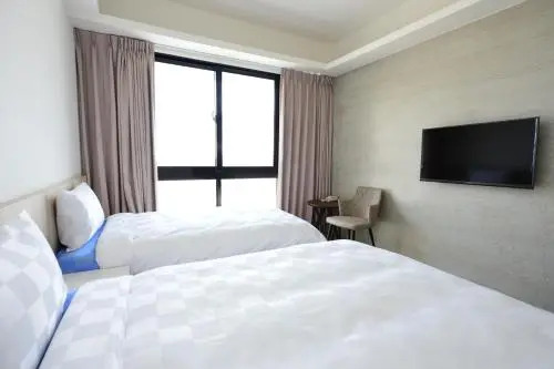 Sky Square Business Travel