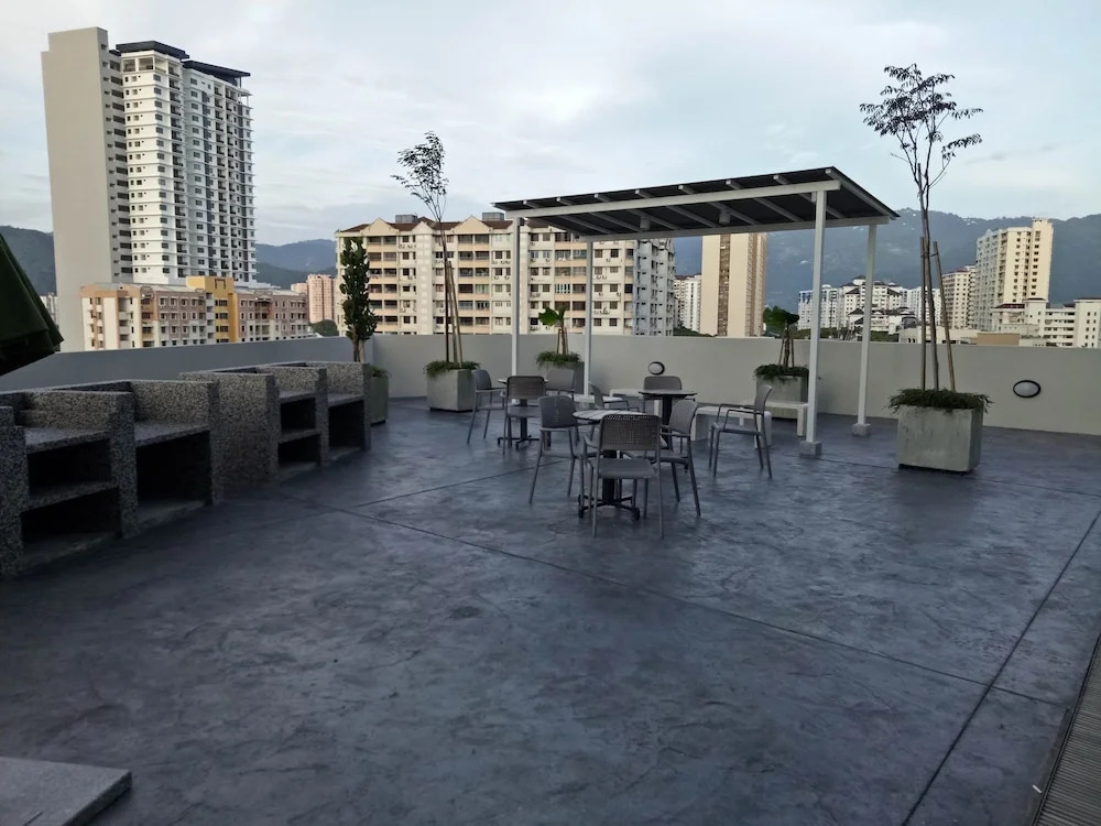 Straits Garden Suites by The Homestay Helper