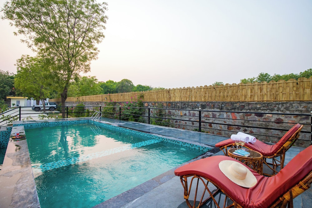 ELIVAAS 3 BHK Amber Villa With Pvt Pool