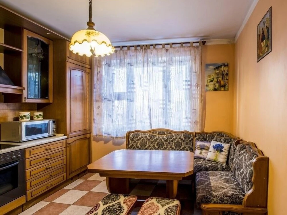Апартаменты, ул. Островитянова, 11