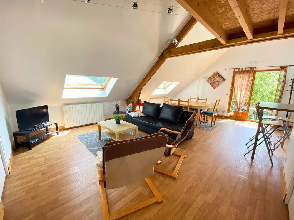 Pretty Flat With Roof Terrace and Large Garden