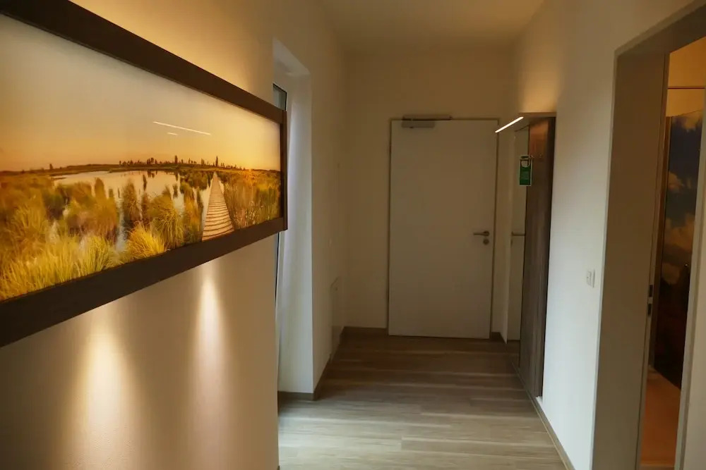 Meyns Apartments & Hotel