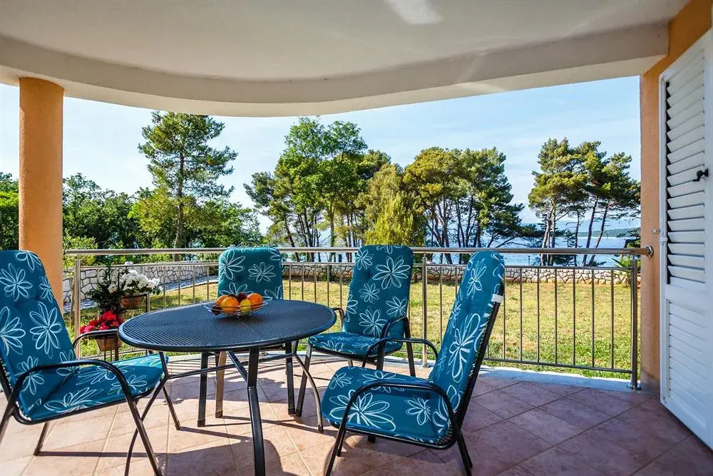 Apartments Mare