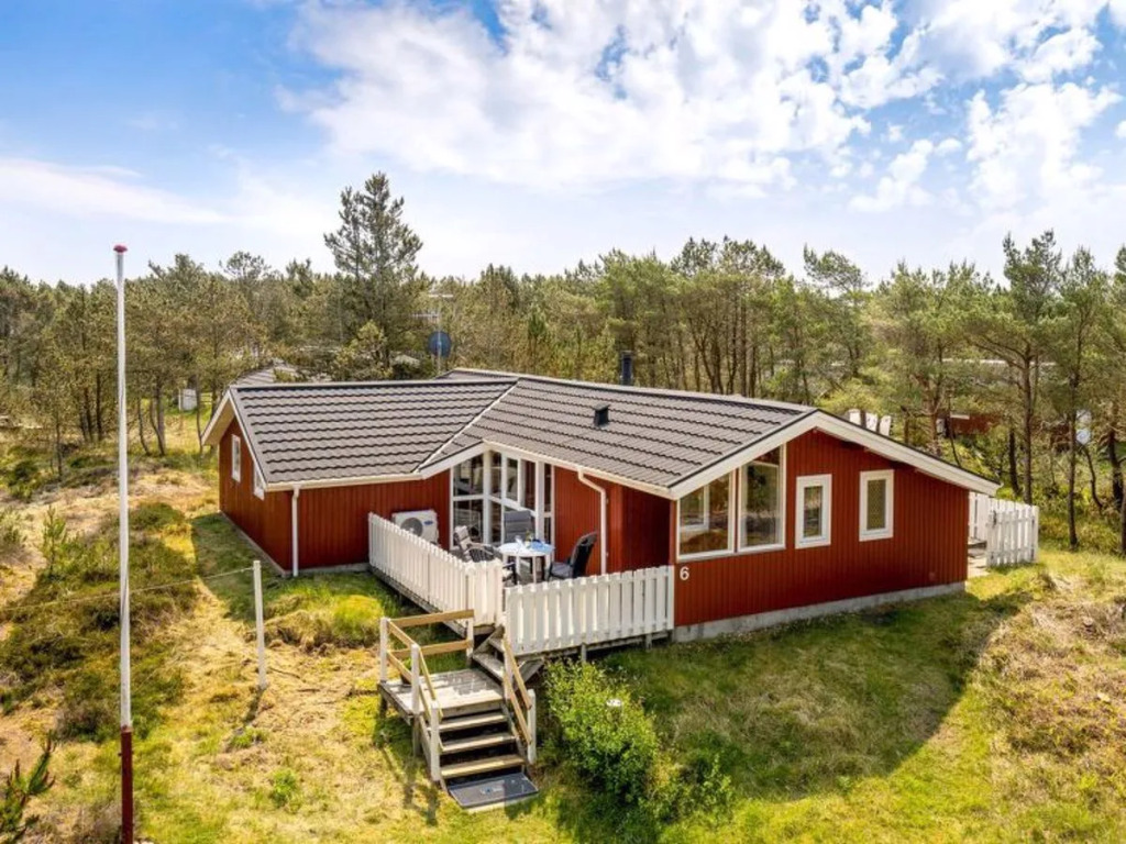 "Solrun" - 1.1km from the sea in NW Jutland