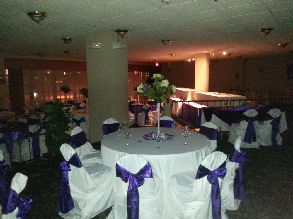 Rodeway Inn & Suites