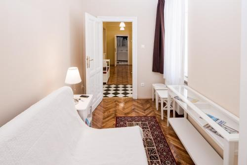 Gellert Terrace Apartment Near Spa