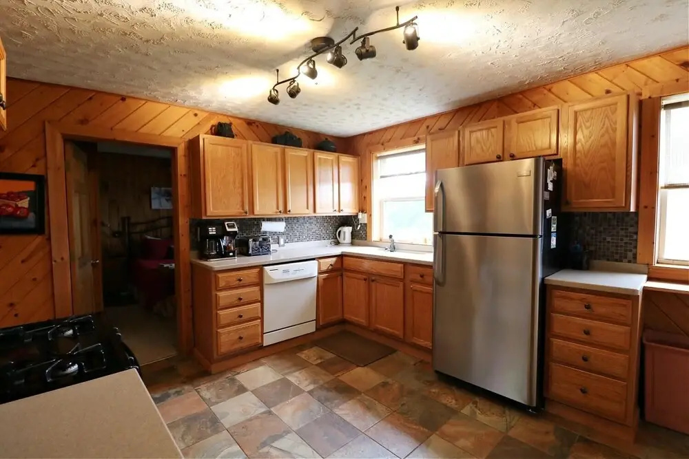 21 Mill Street 5 Bedroom Home by Redawning