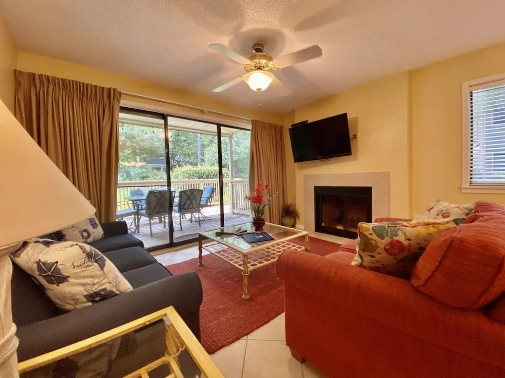 Beautiful & Spacious Myrtle Beach Condo Near Beach
