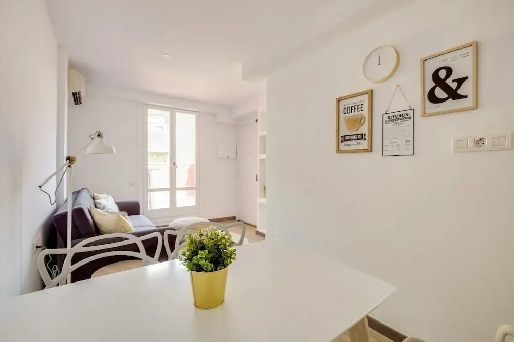 Wonderful Renovated 1 Bed With Terrace