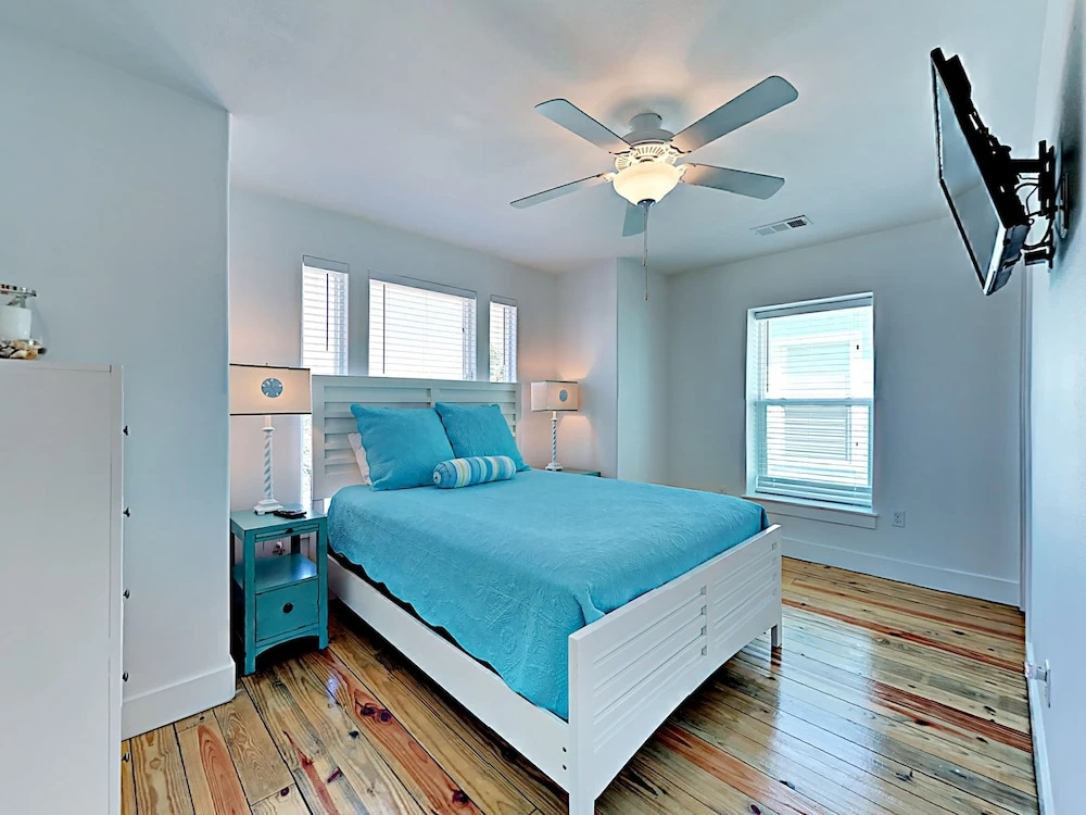 The Commons #801 - Three Bedroom Townhome