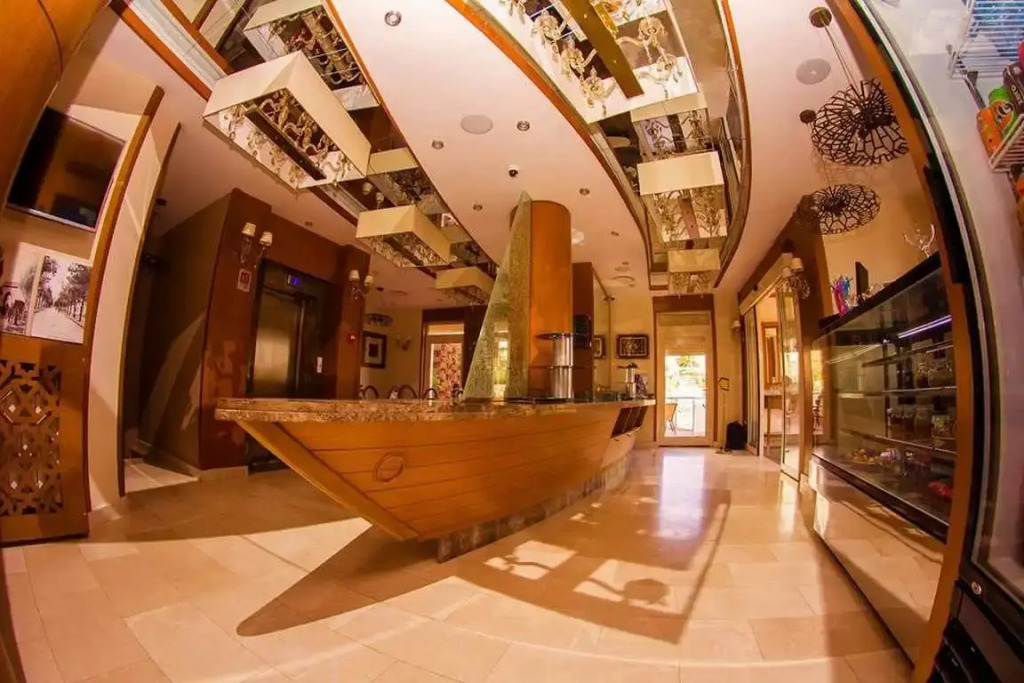 Nova Hotel