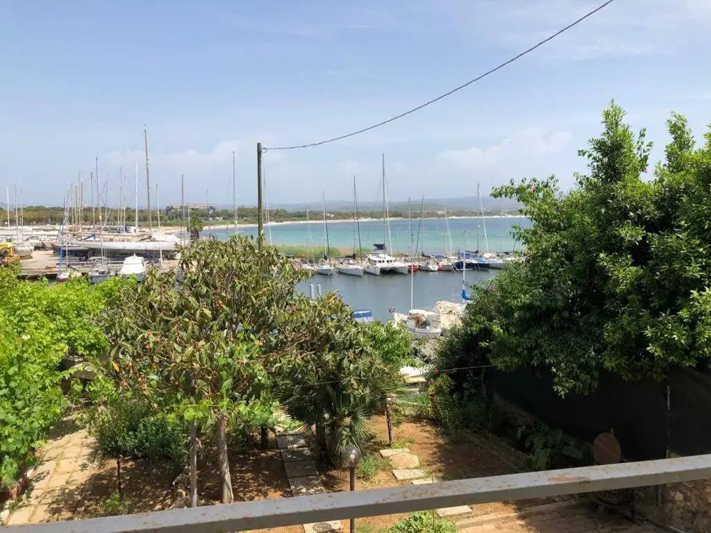 Appartamento 150 mq in villa sul mare a Fertilia