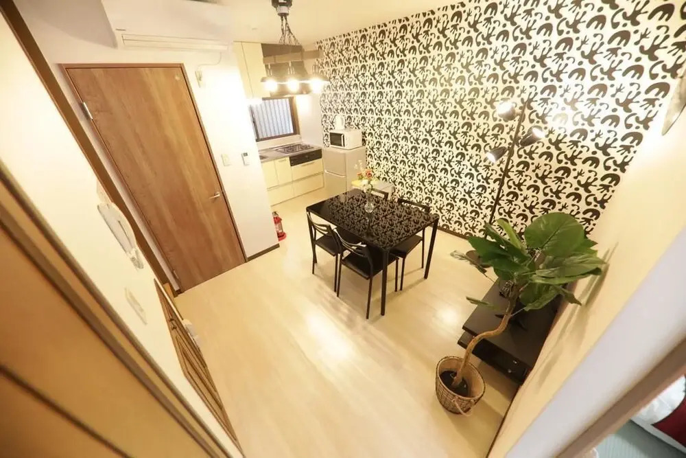 Kanade House part 1 (185-1)