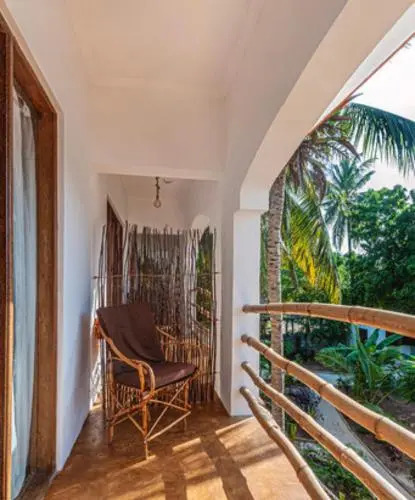 Siri Beach Lodge