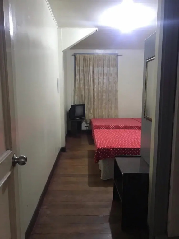 OYO 734 Baden Powell Hotel