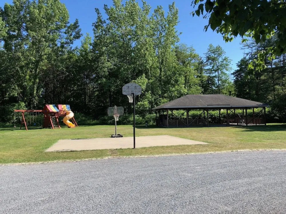 Lyn Aire Motel - Lake George