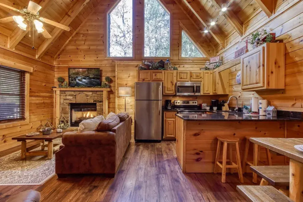 ER260- Magical Moments Great Location- Close to town cabin
