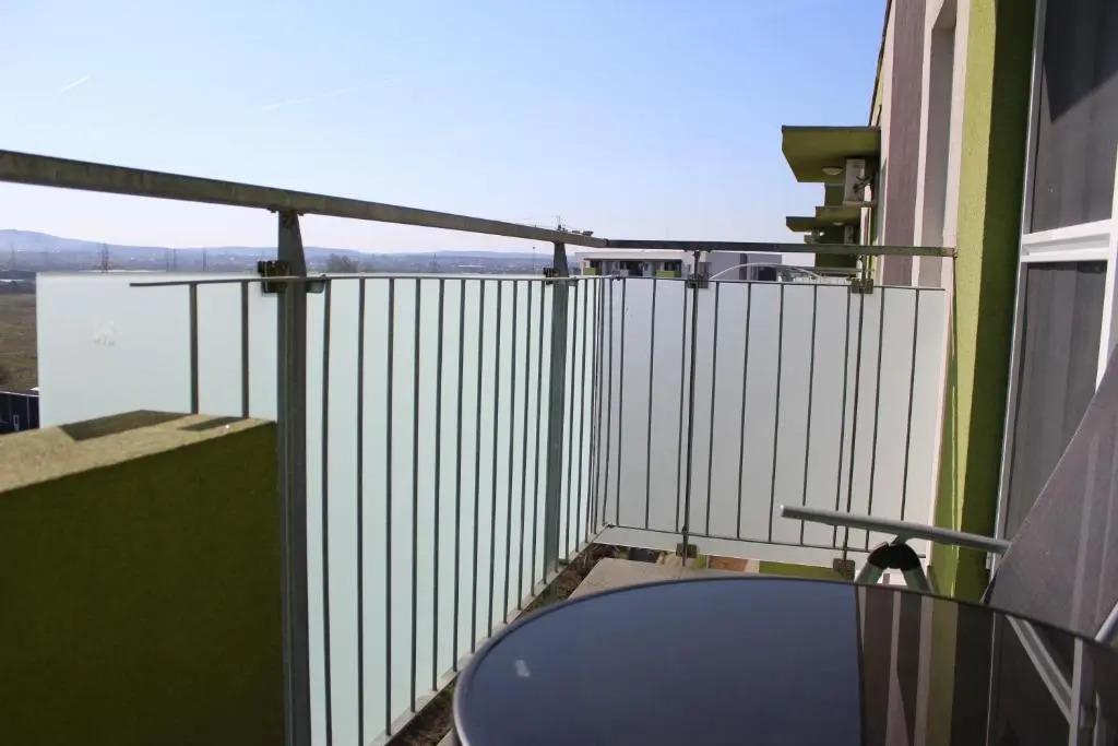 Oradea Gray Apartment