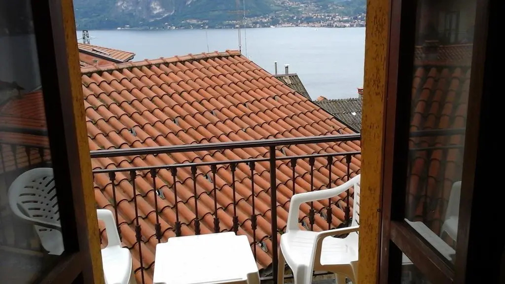 Regolo House