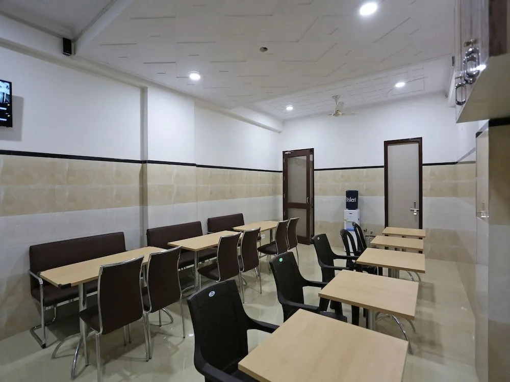 OYO 19665 GRT Residency