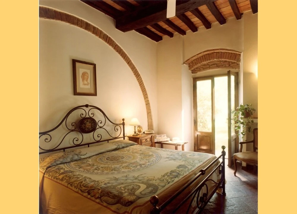 Montespertoli Apartments