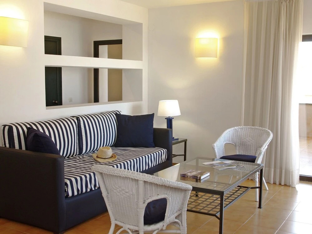 Spacious Apartment With sea View and Directly on the Beach