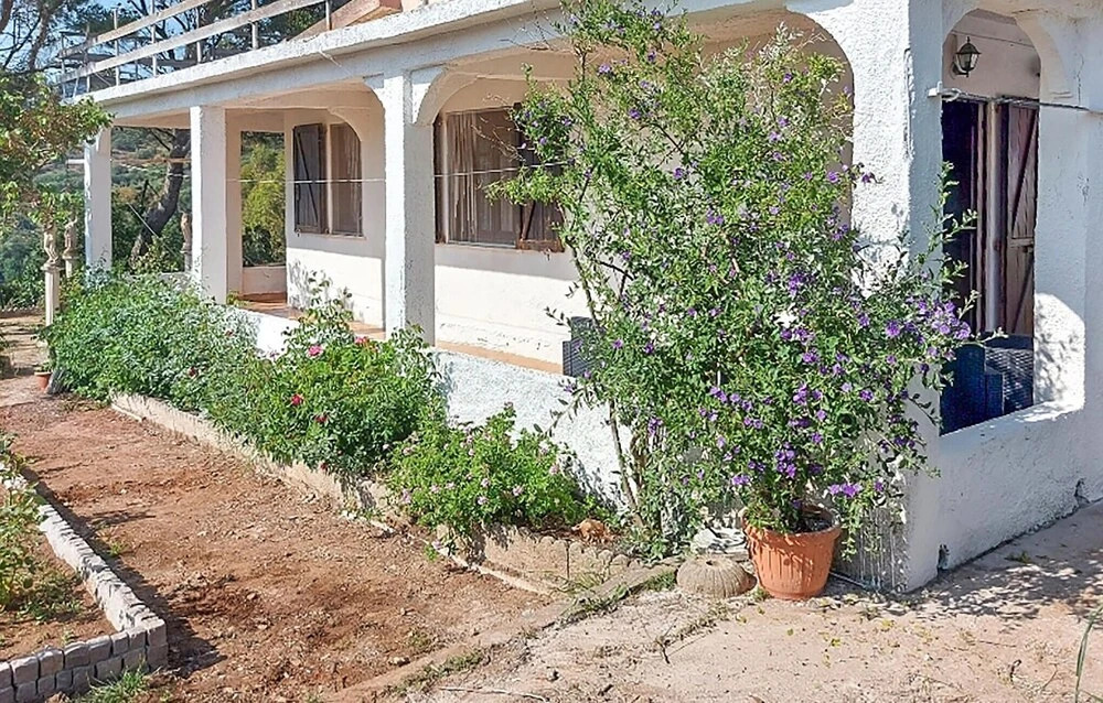 Beautiful Home in Gonnesa With 2 Bedrooms