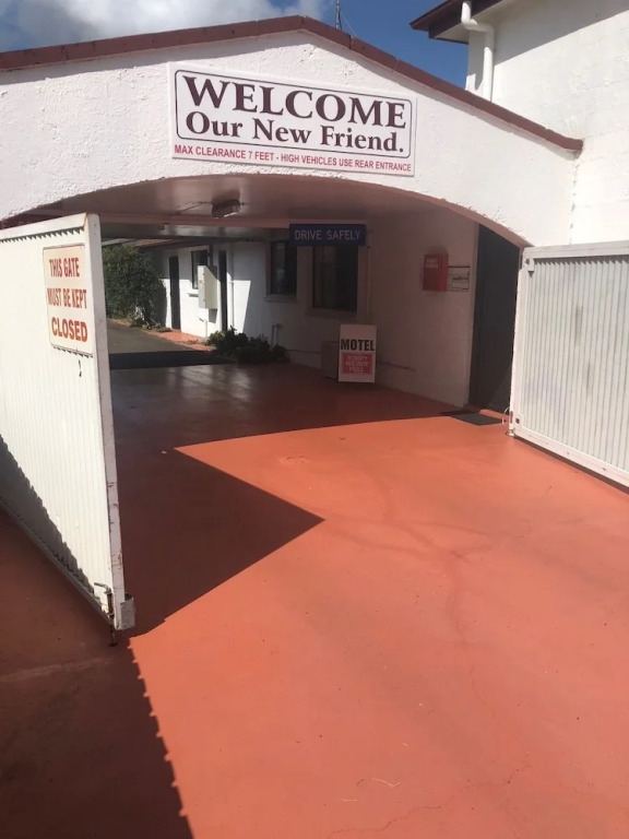 The Spanish Motel