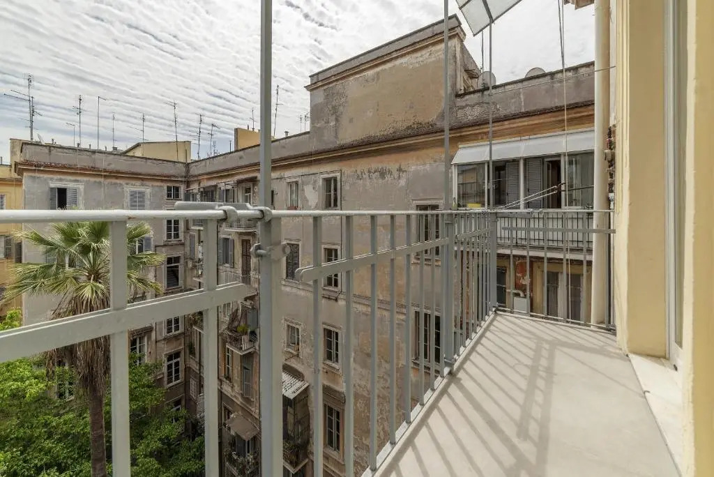 Rione Prati Elegant Apartment With Balcony