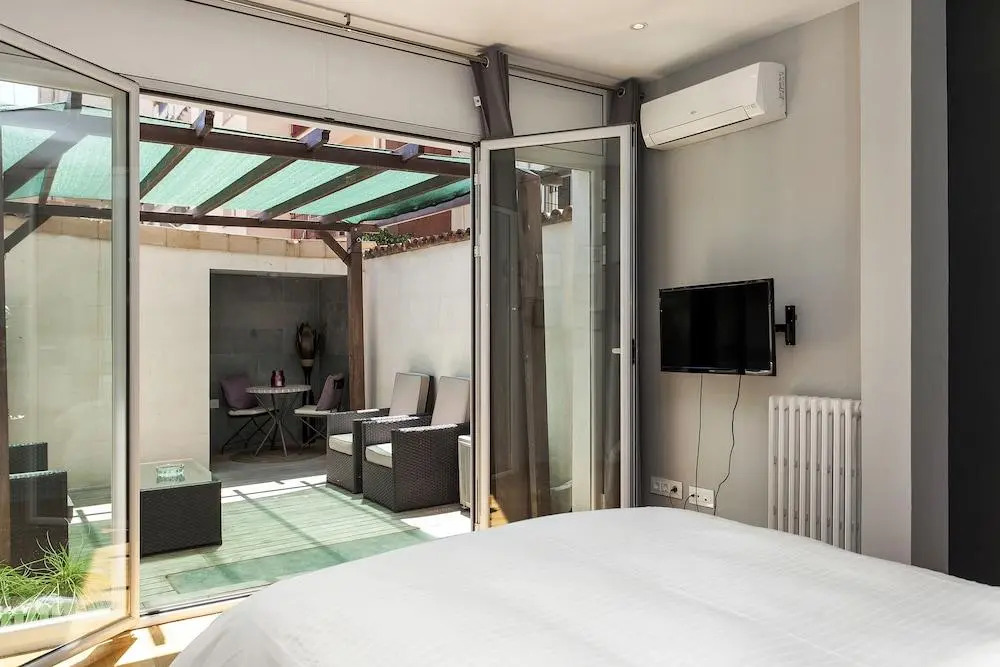 City Center Apartment with Terrace-1229