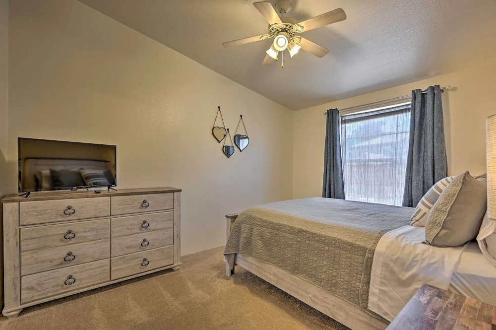 Arizona Room, Gas Grill: Charming Payson Home!