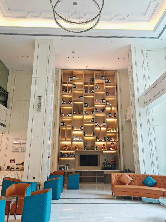 Vienna International Hotel (Zhaoqing Dinghushan Wanda Plaza Branch)