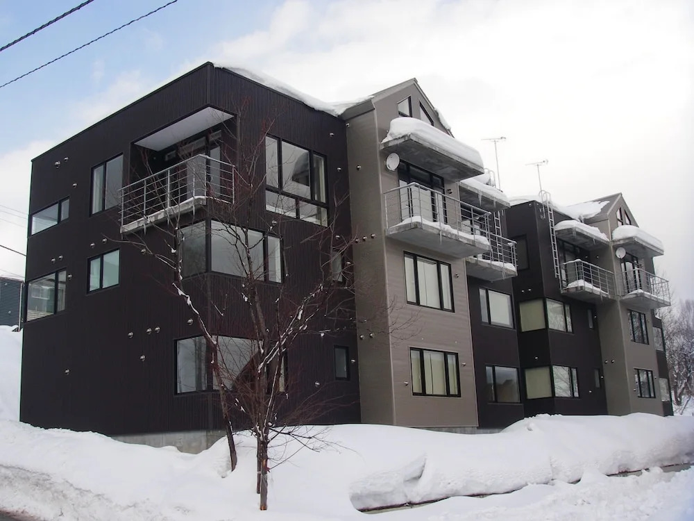 Niseko Central Houses and Apartments