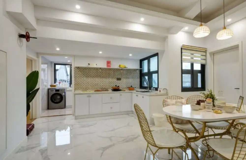 Old Beach American Style Apartment