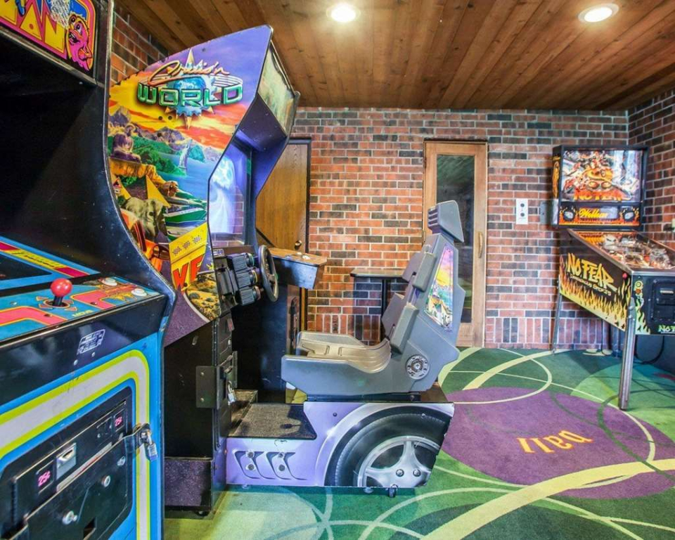 Econo Lodge Inn & Suites Davenport Area