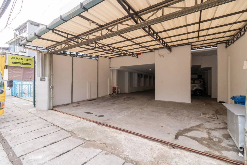 Urbanview Hotel Casa Kota Mangga Besar