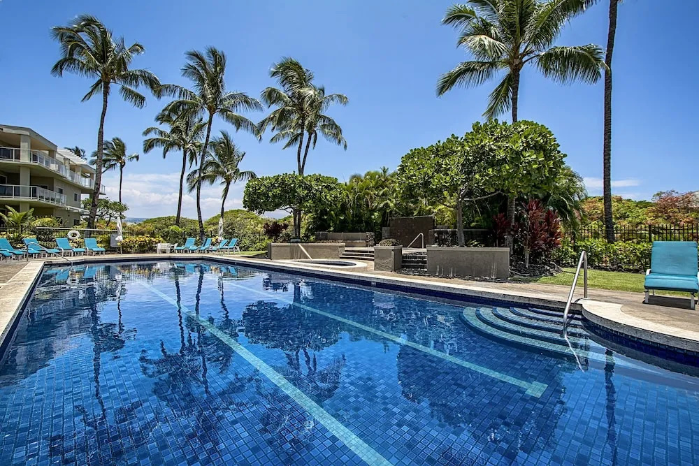 Vista Waikoloa B-206 2 Bedroom Condo by RedAwning