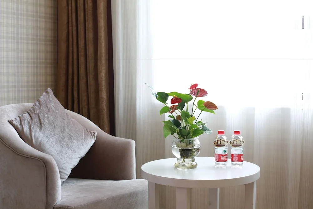 Shanglin Junhao Holiday Hotel