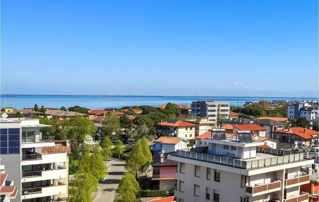 Stylish Residenza Torre Bianca 2 Bedroom Apartment Sleeps 5