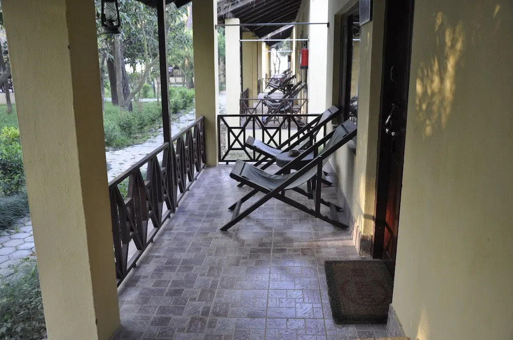 Rhino Lodge Bardia
