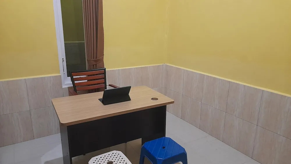 Hotel O Azeela Kost Syariah