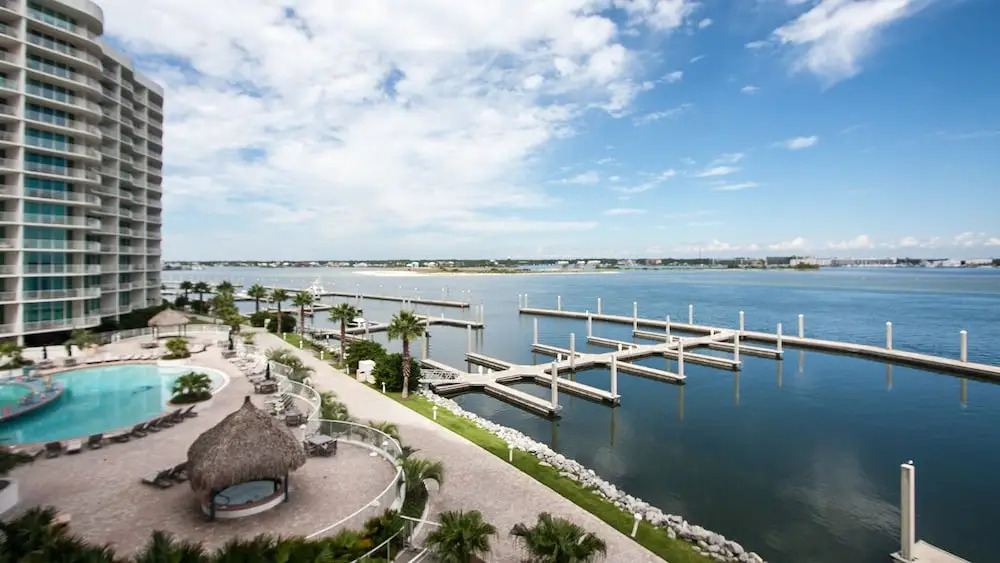 Three Bedroom Condo With Calming Bay Views - Unit Crd0303