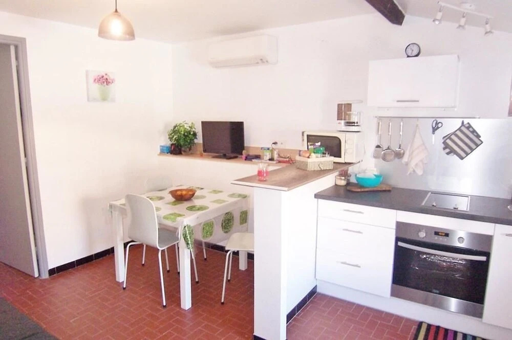 Apartment Marinette - Beach with feet - Close to s Apartment 1