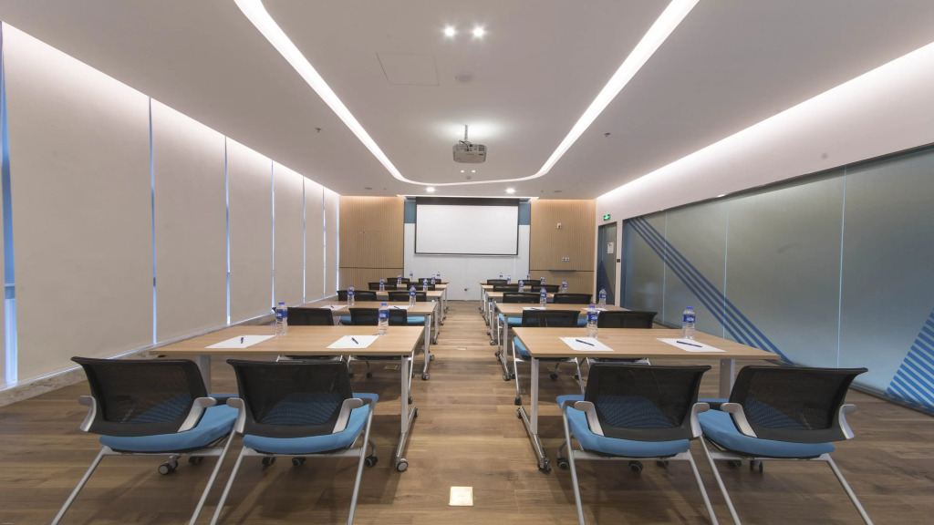 Holiday Inn Express Liyang Huafu by IHG