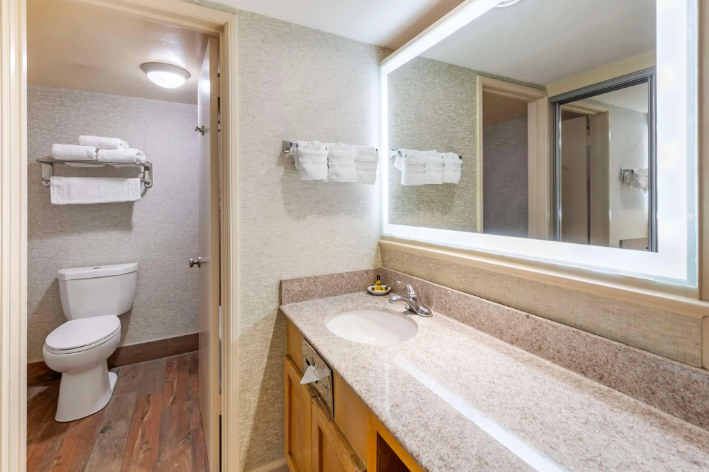 Best Western Plus Hill House