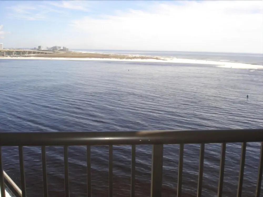 Grand Pointe 703
